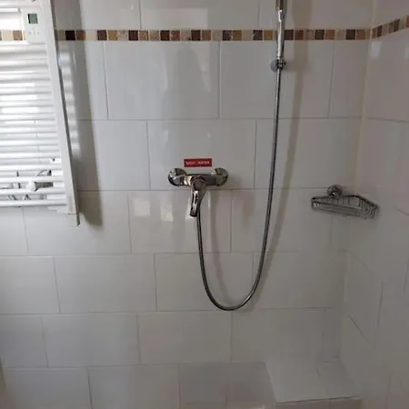Sharehouse -Room-Hostel-Backpackers La Girelle Marseille Extérieur photo