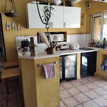 Sharehouse -Room-Hostel-Backpackers La Girelle Marseille Extérieur photo