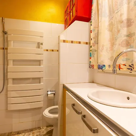 Sharehouse -Room-Hostel-Backpackers La Girelle Marseille Extérieur photo